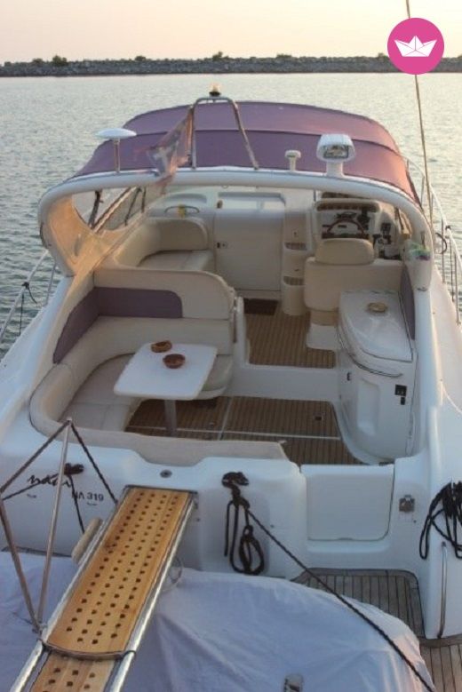 Cranchi Zaffiro 34 in Athens  