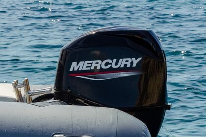 "Noleggio Gommone a Cagliari (Senza patente): Esplora Baie Nascoste e Vivi Emozioni Uniche!"