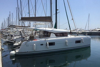 Lagoon 42