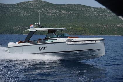 Noleggio Barca a motore Saxdor 320 GTO Dubrovnik