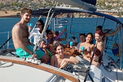 Rent the Dromor Apollo 12 Sailboat in Athens!
