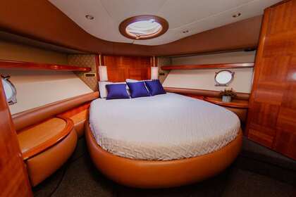 Hyra båt Motorbåt Azimut Azimut 55 Cancún