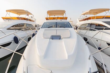 BRAND NEW 52ft YACHT FOR RENT