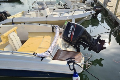 Évasion dans la baie de Burgas – Des aventures en motorboat vous attendent