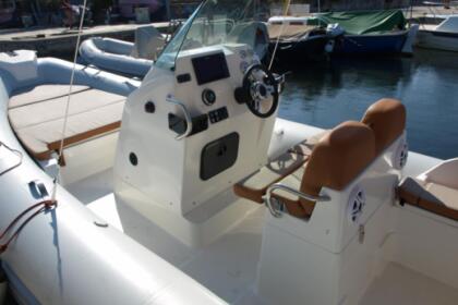 Miete RIB Zodiac Medline 680 Punat