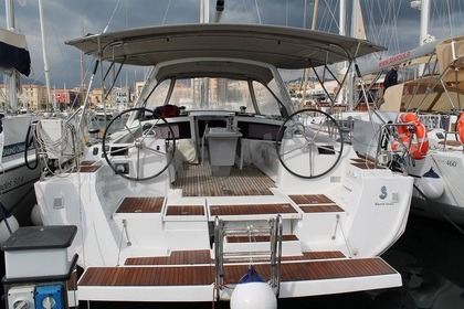 sailboat Beneteau Oceanis 40: Verone