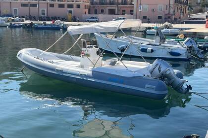 Noleggio Barca a motore Sacs Marine S560 Siracusa