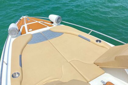 Bote deportivo de lujo hasta 20 personas