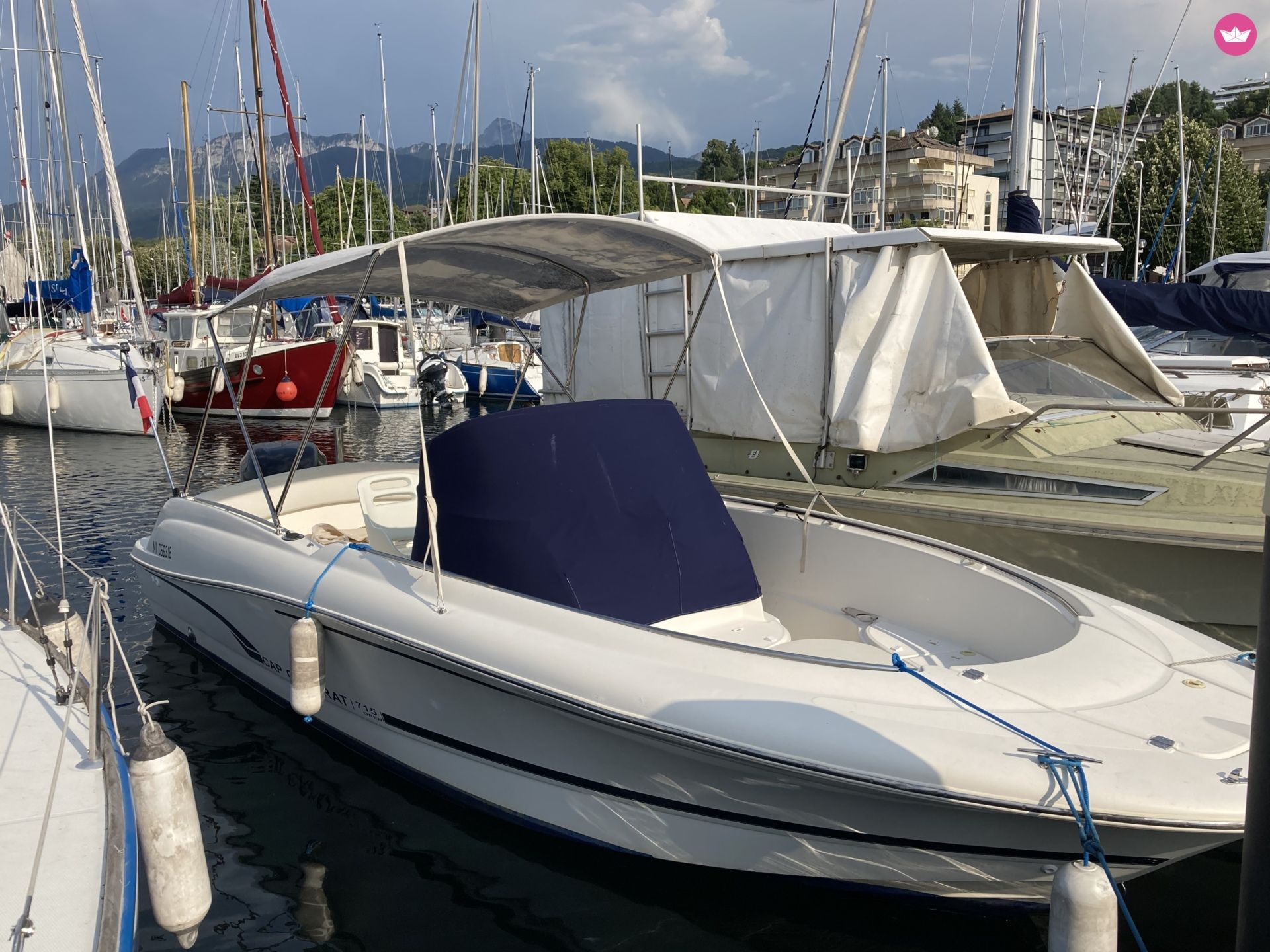 Bateau à moteur Jeanneau Cap Camarat 250cv