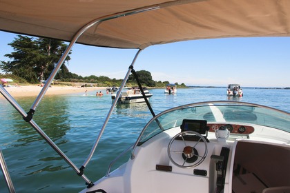 Cabin cruiser pour balade et pêche