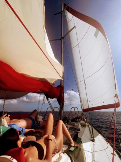 Ibiza Sailboat Beneteau Oceanis 430 alt tag text