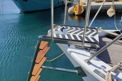 Private cruise around Mykonos or Rhenia island