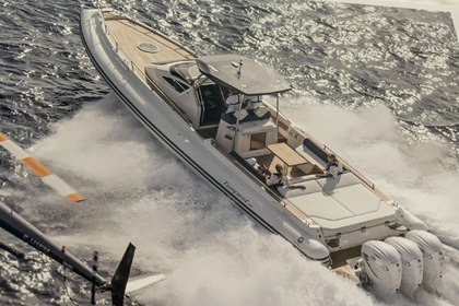 Noleggio Gommone Capelli Tempest 44 La Maddalena