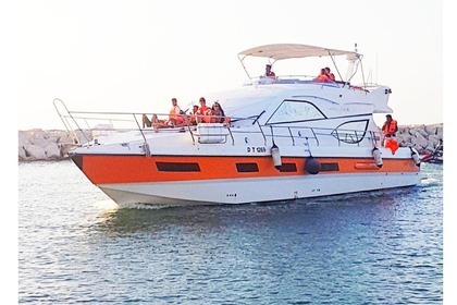 Charter Motorboat Al Shaali 70 Dubai