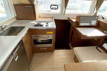 Lagoon 40 - 4 + 1 cab.