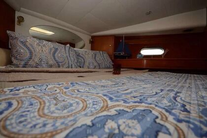 Spacious boat with (12 Capacity) B20