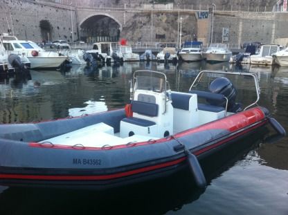 Charter RIB Bombard Explorer Sb 710 Marseille
