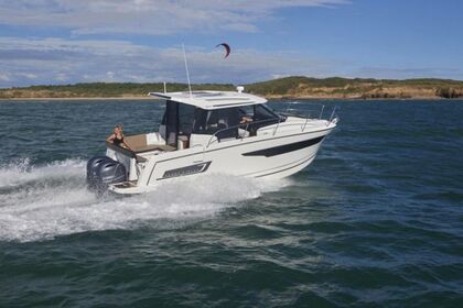 Hire Motorboat Jeanneau Merry Fisher 895 Bourgenay