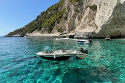 Charter Motorboat Poseidon Ranieri azzura Zakynthos