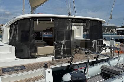 Hire Catamaran Lagoon-Bénéteau Lagoon 450 - 4 + 2 cab. Marina Frapa