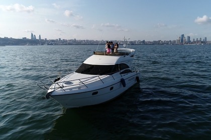 Hire Motorboat Princess V42 Baku