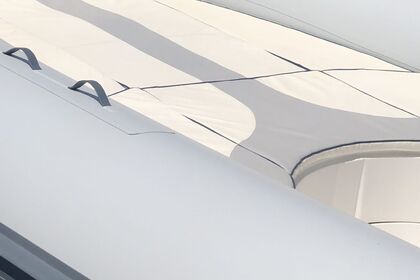 Location Semi-rigide Capelli 7.50 Sari-Solenzara