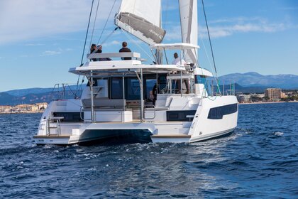 Verhuur Catamaran Leopard Catamarans / Robertson & Caine Leopard 42 - 3 cab. Saint-Raphaël