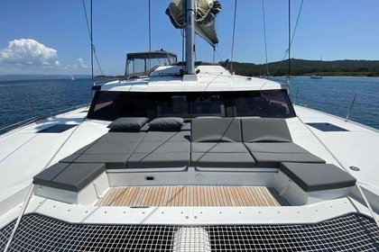 Rental Catamaran Fountaine Pajot Elba 45 Naples