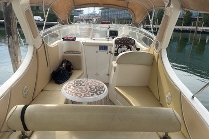 Barca a motore - Mano marine "Divina"