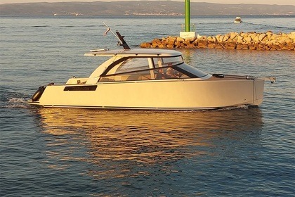 Чартер Моторная яхта Colnago marine 33 Сплит