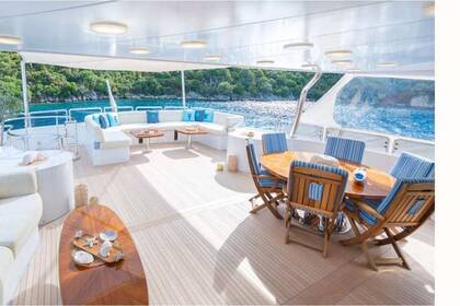 Luxury Benetti .Ready to Host You