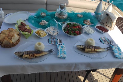 Gurmeyat All inclusive Yacht by Zar
