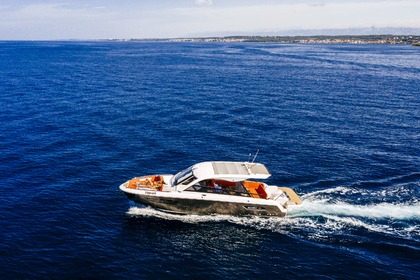 Verhuur Motorboot Bavaria Vida 33 Zadar