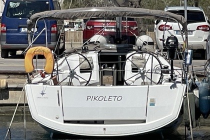 Location Voilier Jeanneau Sun Odyssey 349 Roses