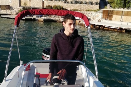 Salmeri Syros 190 Open