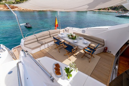 Sunseeker Predator 72