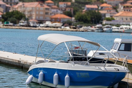 Miete Motorboot Cantiere Nautico Speddy Cayman 585 Trogir