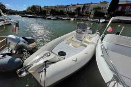 Rental Motorboat Bwa 26' Gt Sport Cogolin