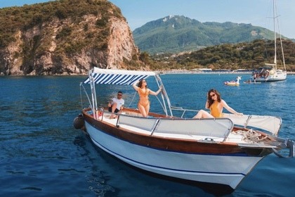 Noleggio Barca senza patente  Gozzo tradizionale 8 Ischia