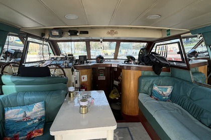 Private Luxury Yacht Experience – Bosphorus & Islands