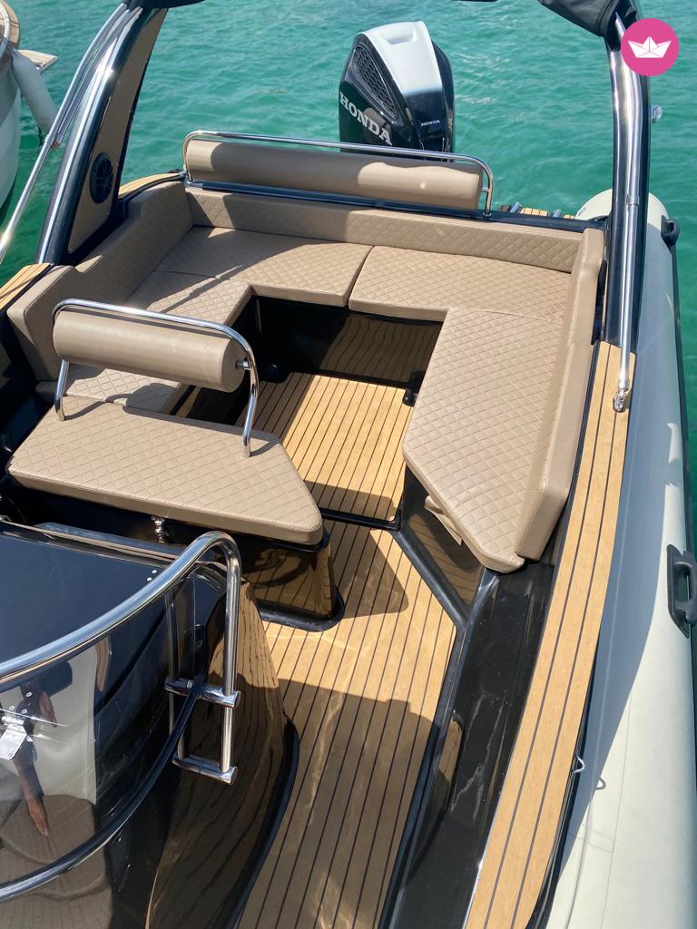 Semi-rigide Shark 23 Rib Boat 200cv 3