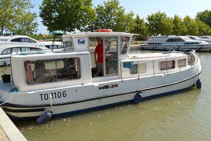 Location Péniche Custom 935 W (Cognac) Cognac