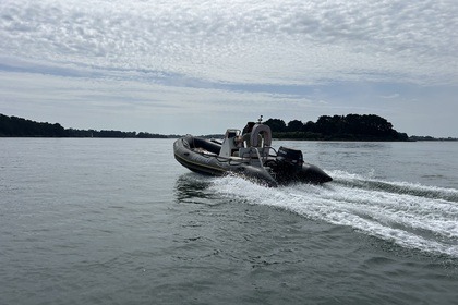 Location Semi-rigide Bombard Db500 Larmor-Baden