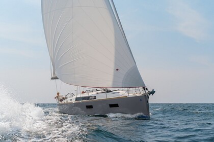 Hyra båt Segelbåt Bénéteau Oceanis 38 - 3 cab. Empuriabrava