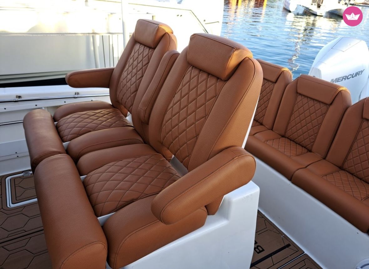 Bateau à moteur FORBOAT 34 S 900cv 8