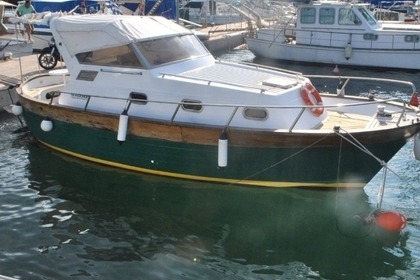 Hire Motorboat Apreamare Smeraldo 8 Cabinato Lavrio Port