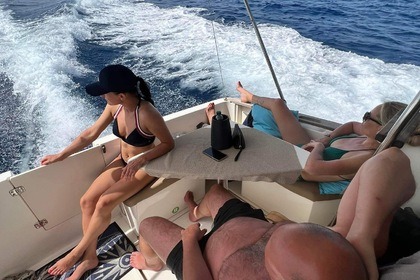 Hire Motorboat Jeanneau merry fisher Malta