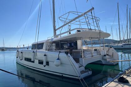 Czarter Katamaran Dufour Yachts Dufour 48 Catamaran - 5 + 1 cab. Split