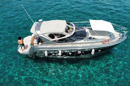 Cranchi Z35 splendida imbarcazione full optional per giornate magnifiche nel golfo di Napoli e le sue isole