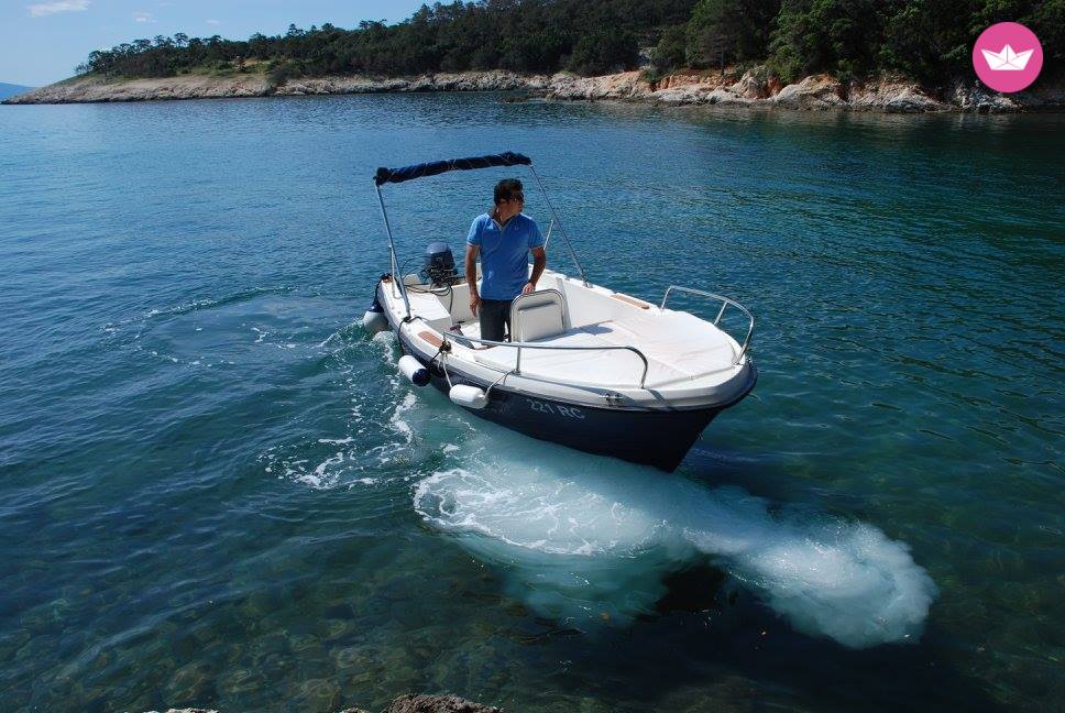 Bateau à moteur Remia Plast Nautika 500 20cv 4